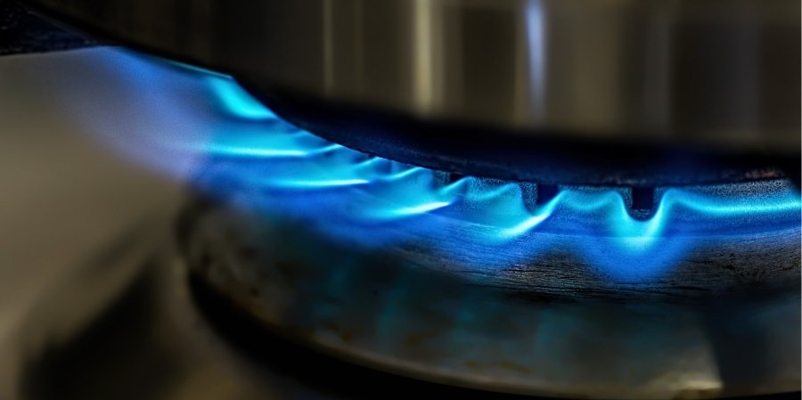 Adjust the flame setting for reducing warm dispersion